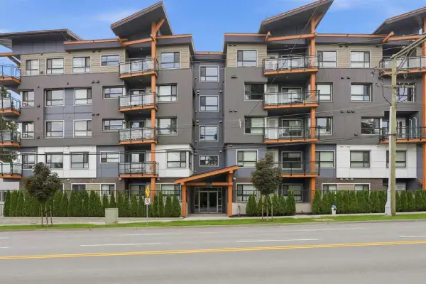 Poplar Abbotsford Homes